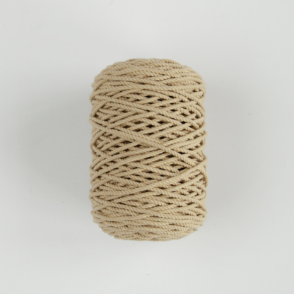 Трёхпрядная верёвка 3 мм бежево-жёлтый