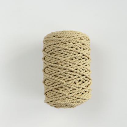 Трехпрядная верёвка 5 мм бежево-жёлтый