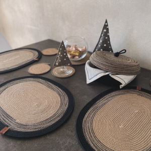 Фото из отзыва к Шнур вязаный 5 мм меланж чёрный-джутовый цвет с сердечником