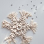 Примеры работ из шнура 5 мм с сердечником неокрашенного Примеры работ из шнура 5 мм с сердечником неокрашенного